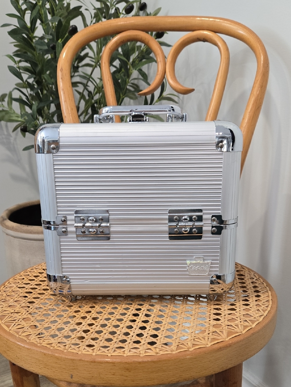 Caboodles Goddess 4 Tray Aluminum Storage Case Jewelry & Makeup Organizer